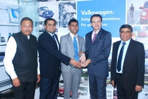 Mr. Michael Mayer, Director - Volkswagen Passenger Cars with Directors of Volkswagen Mumbai North