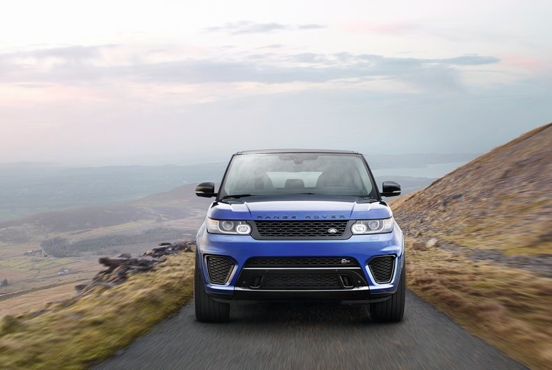 2015 Range Rover Sport SVR unveiled