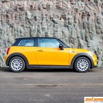 2015-MINI-Cooper-3-Door-Hardtop-Automobilians (11)