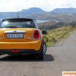 2015-MINI-Cooper-3-Door-Hardtop-Automobilians (14)