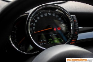 2015 MINI Cooper D 5-Door Hardtop Test Drive Review - Automobilians.com
