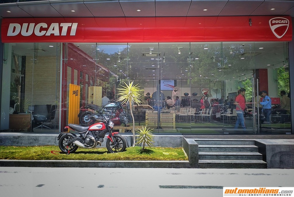 Ducati-Pune-Dealership-Automobilians (6)