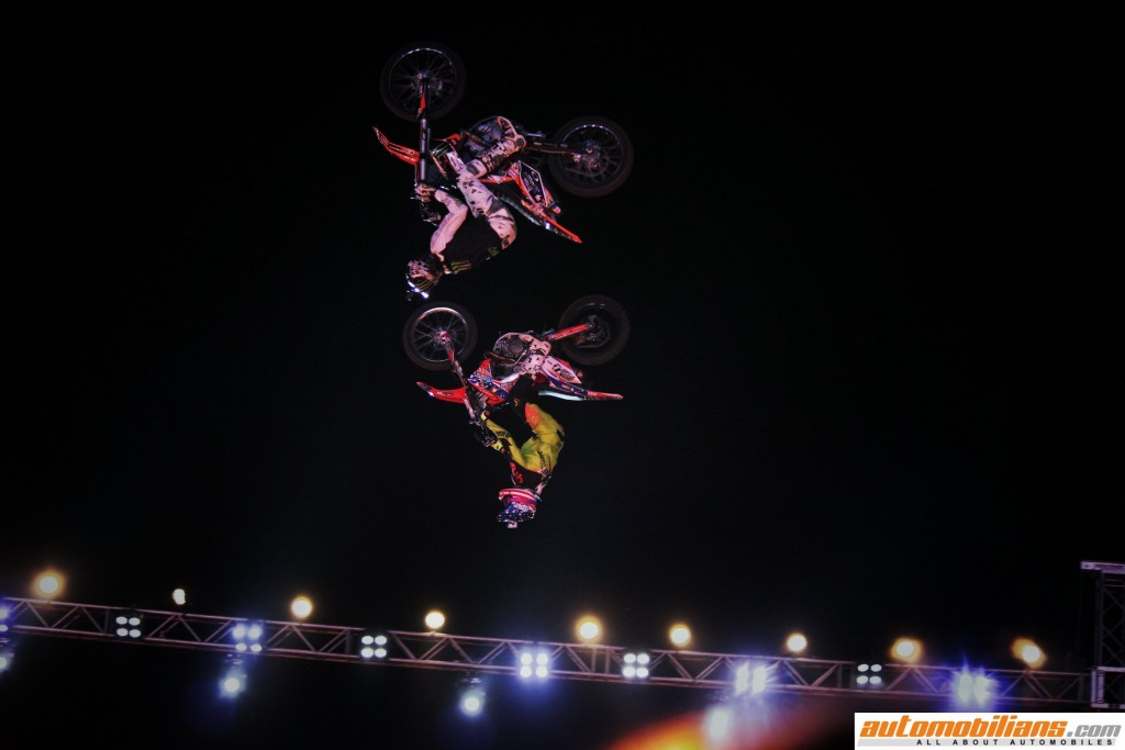 Nitro-Circus-Apollo-Bike-Tyres-Automobilians (15)