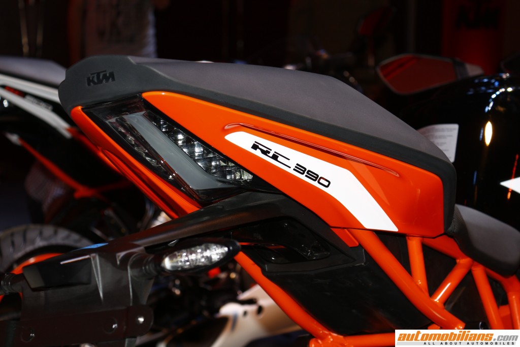 2017-KTM-RC-Range-Launch-Automobilians (18)