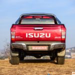 2018-Isuzu-D-Max-V-Cross-Review-Specs-Price-Drving-Dynamics-Automobilians (6)