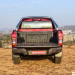 2018-Isuzu-D-Max-V-Cross-Review-Specs-Price-Drving-Dynamics-Automobilians (7)